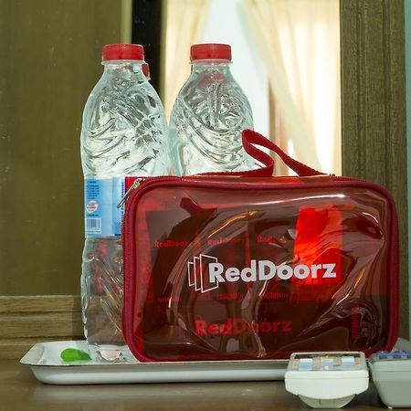 Reddoorz Near Cilandak Town Square Hotel Jakarta Ngoại thất bức ảnh