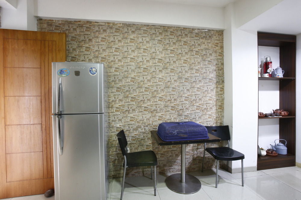 Reddoorz Near Cilandak Town Square Hotel Jakarta Ngoại thất bức ảnh