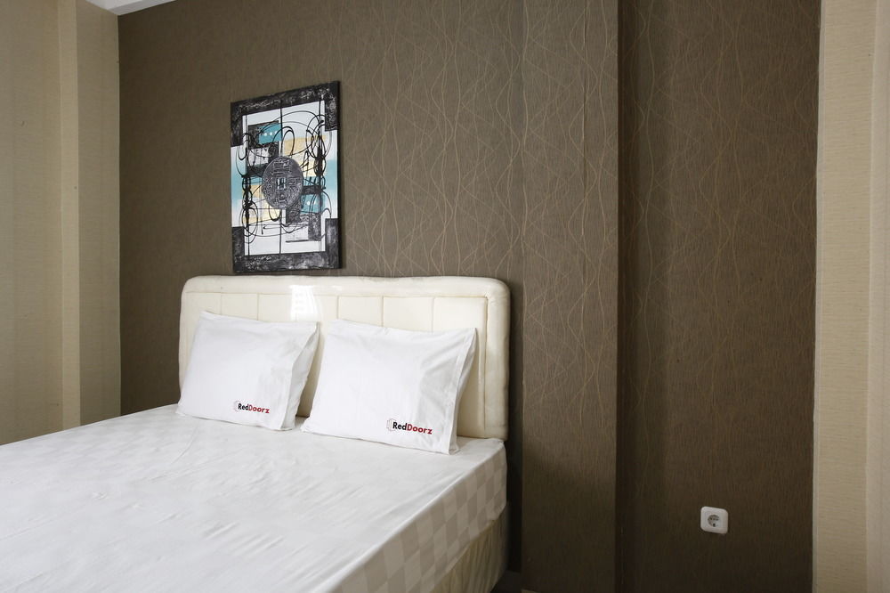 Reddoorz Near Cilandak Town Square Hotel Jakarta Ngoại thất bức ảnh