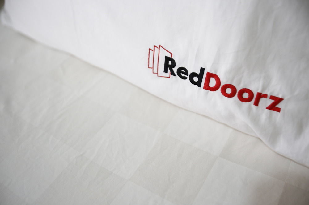 Reddoorz Near Cilandak Town Square Hotel Jakarta Ngoại thất bức ảnh