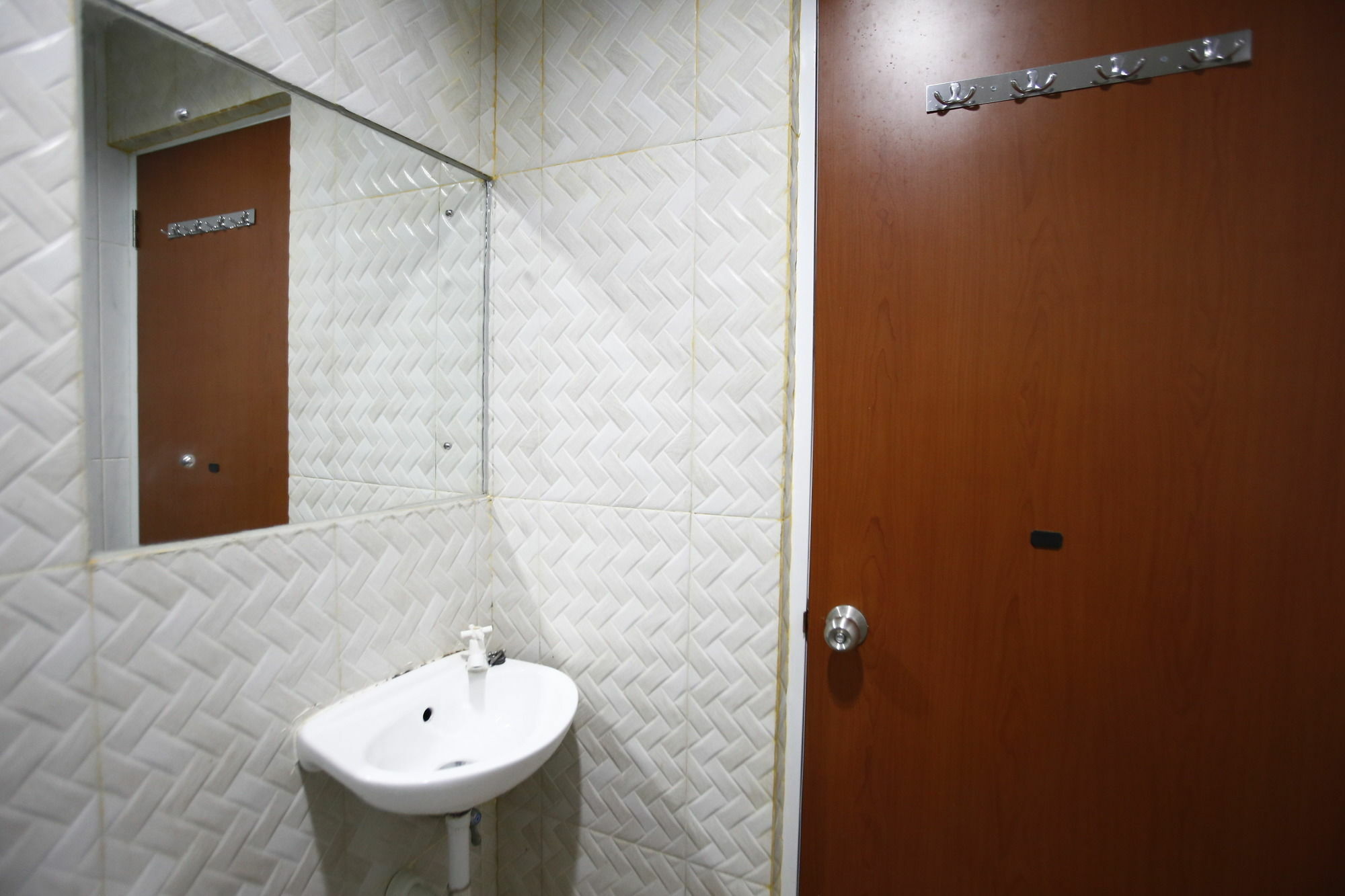 Reddoorz Near Cilandak Town Square Hotel Jakarta Ngoại thất bức ảnh